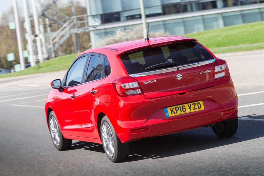  Suzuki Baleno 2016 года  (UK) (фото 38 из 88)